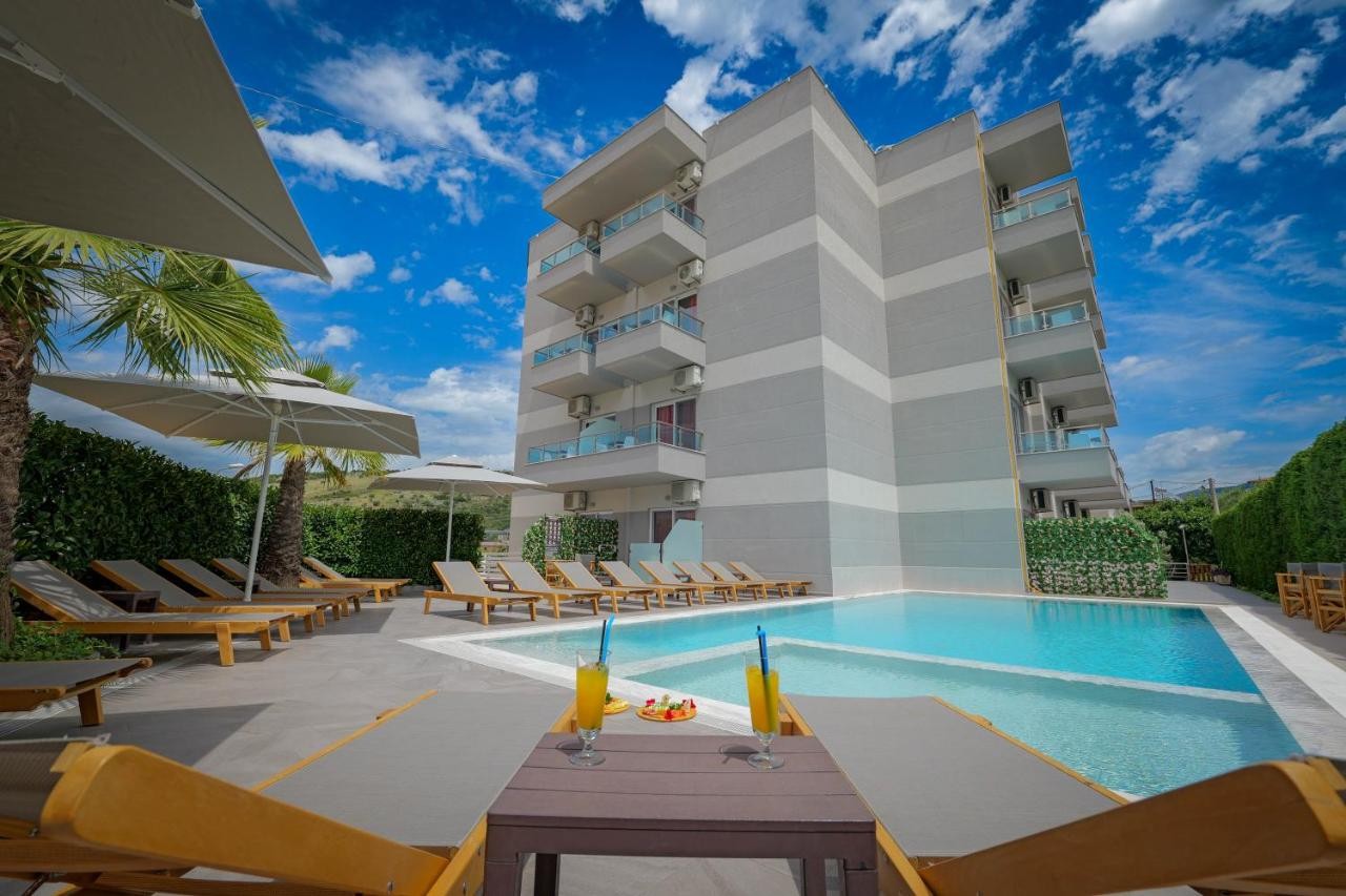 hotel_img