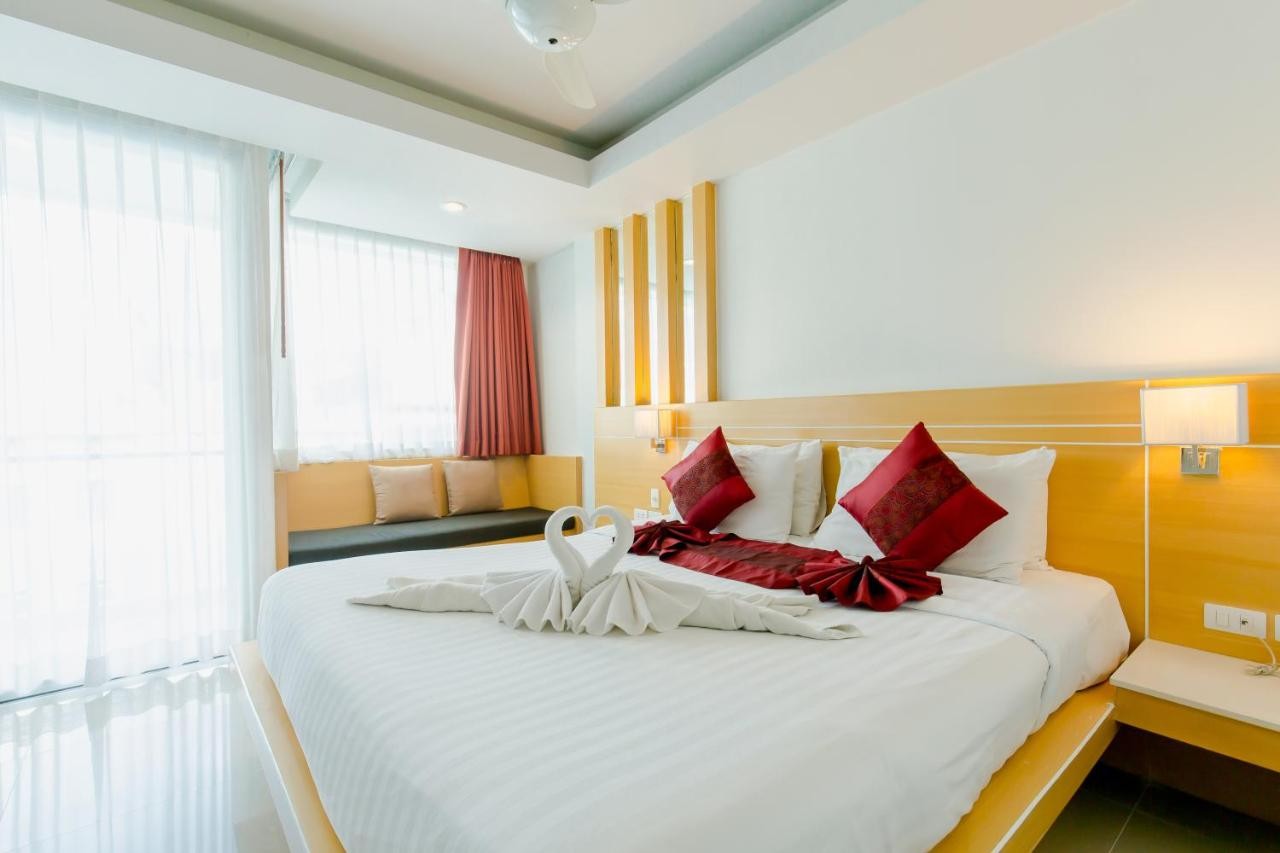 hotel_img