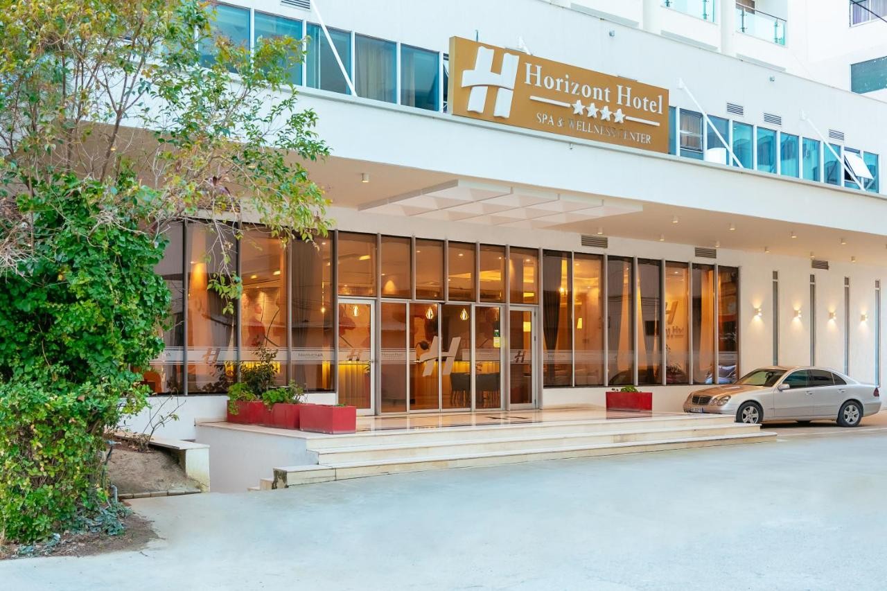 hotel_img