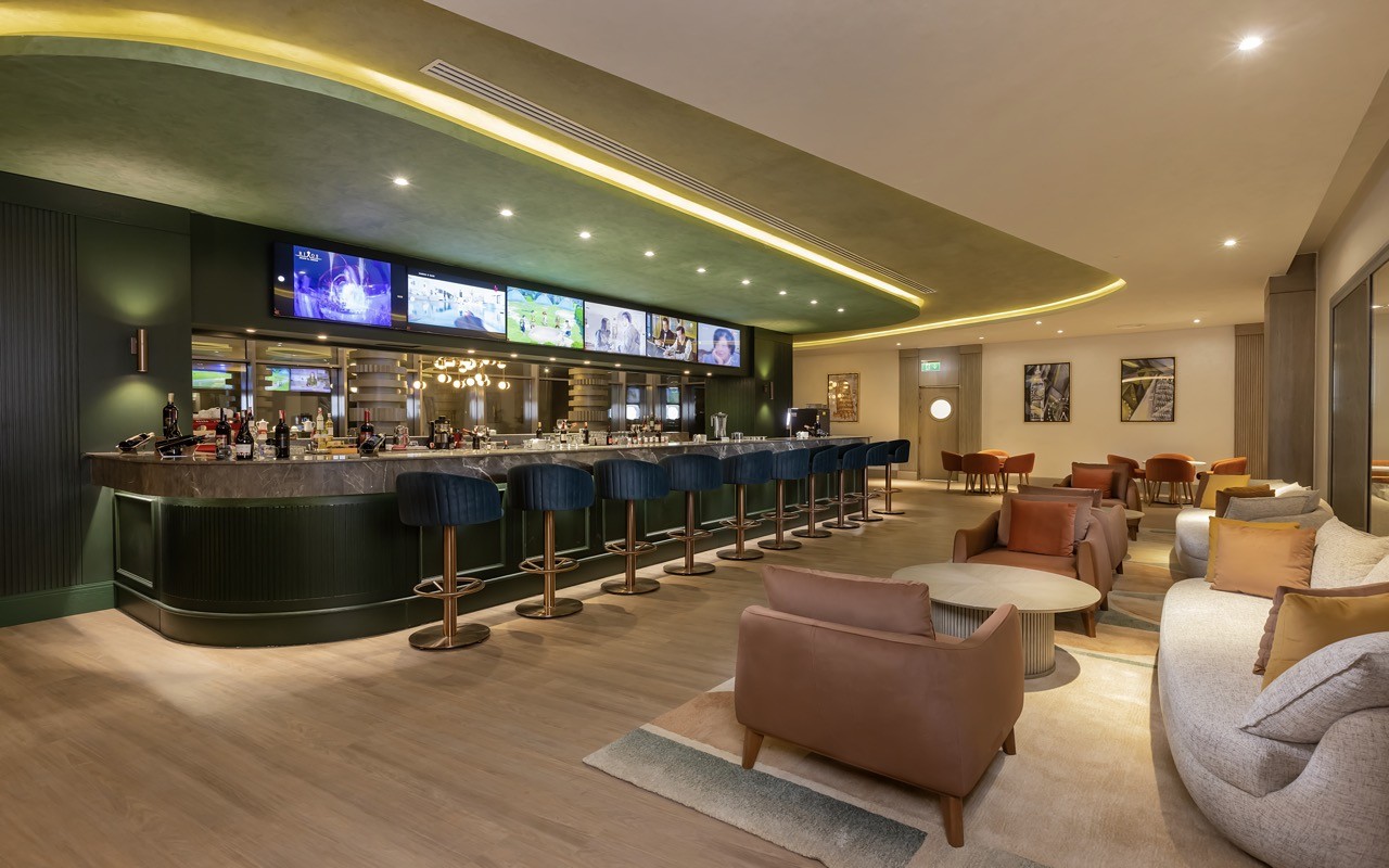 hotel_img