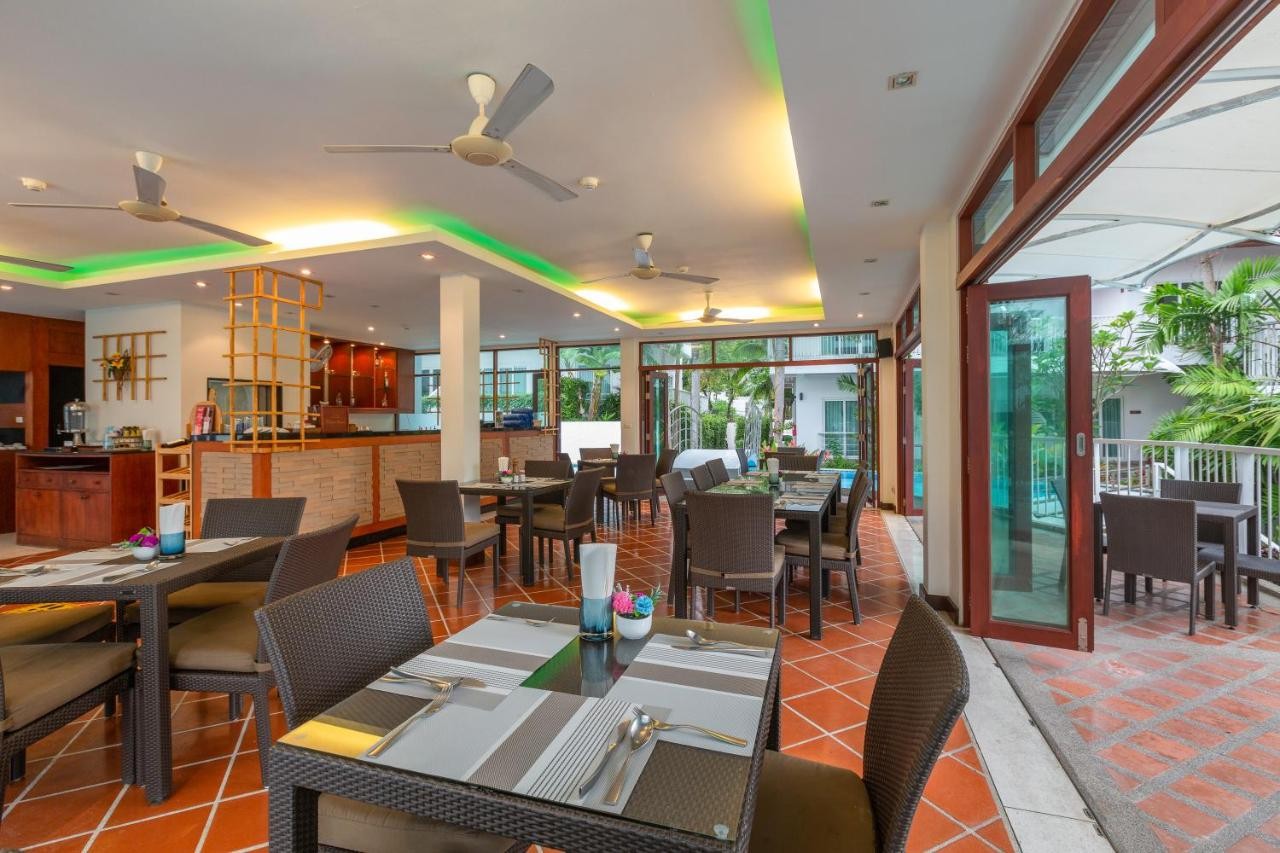 hotel_img