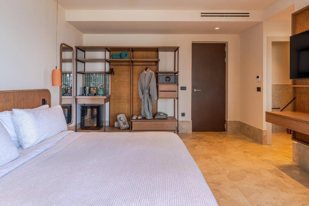 hotel_img