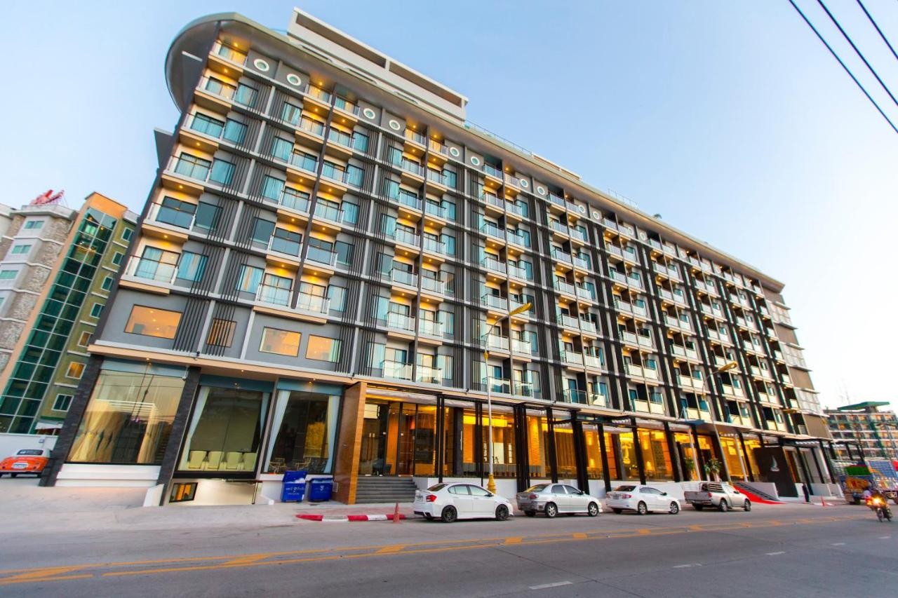 hotel_img
