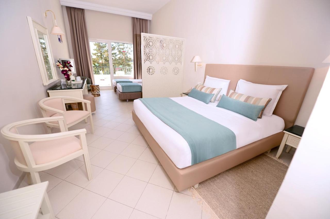hotel_img