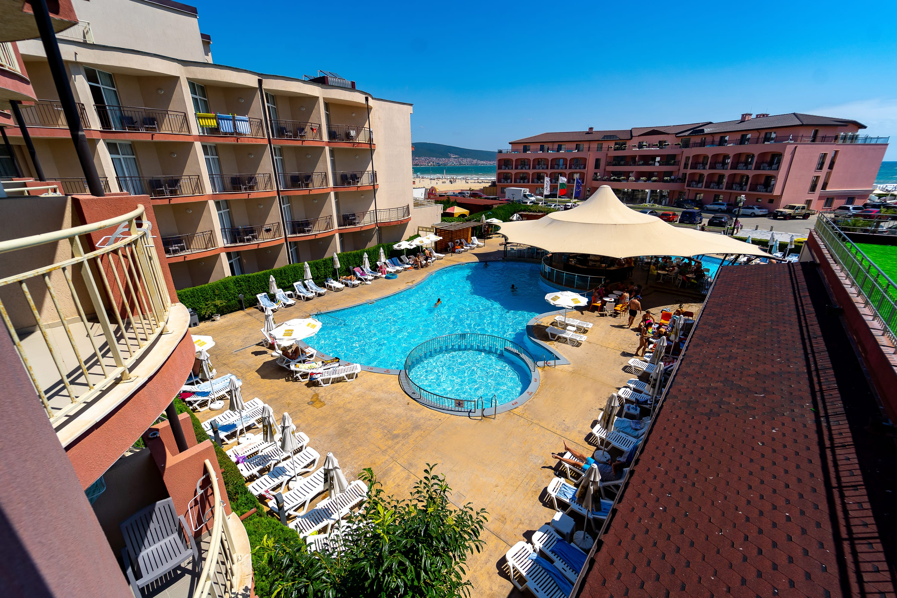 hotel_img