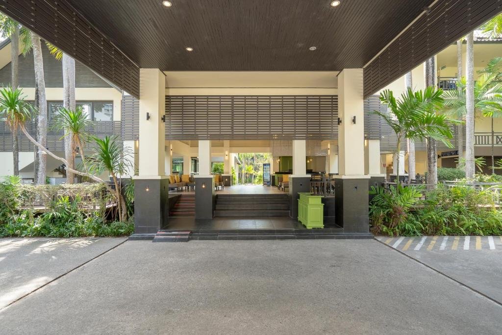hotel_img