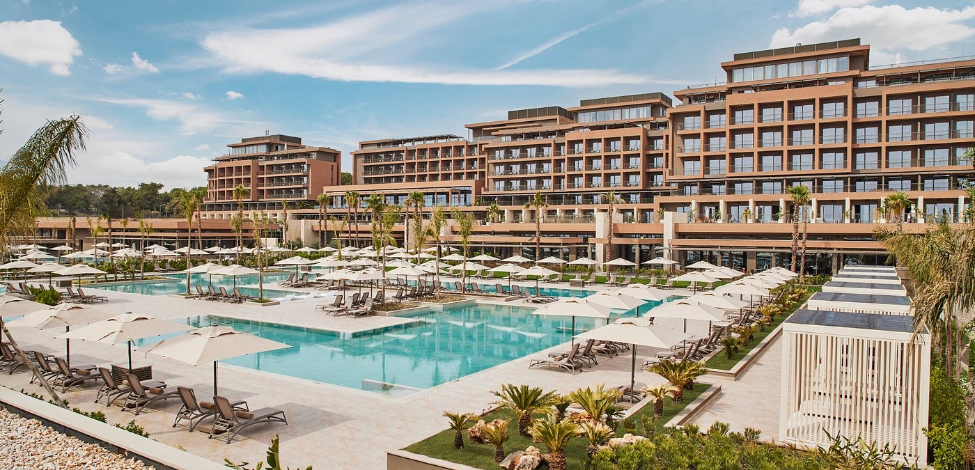 hotel_img