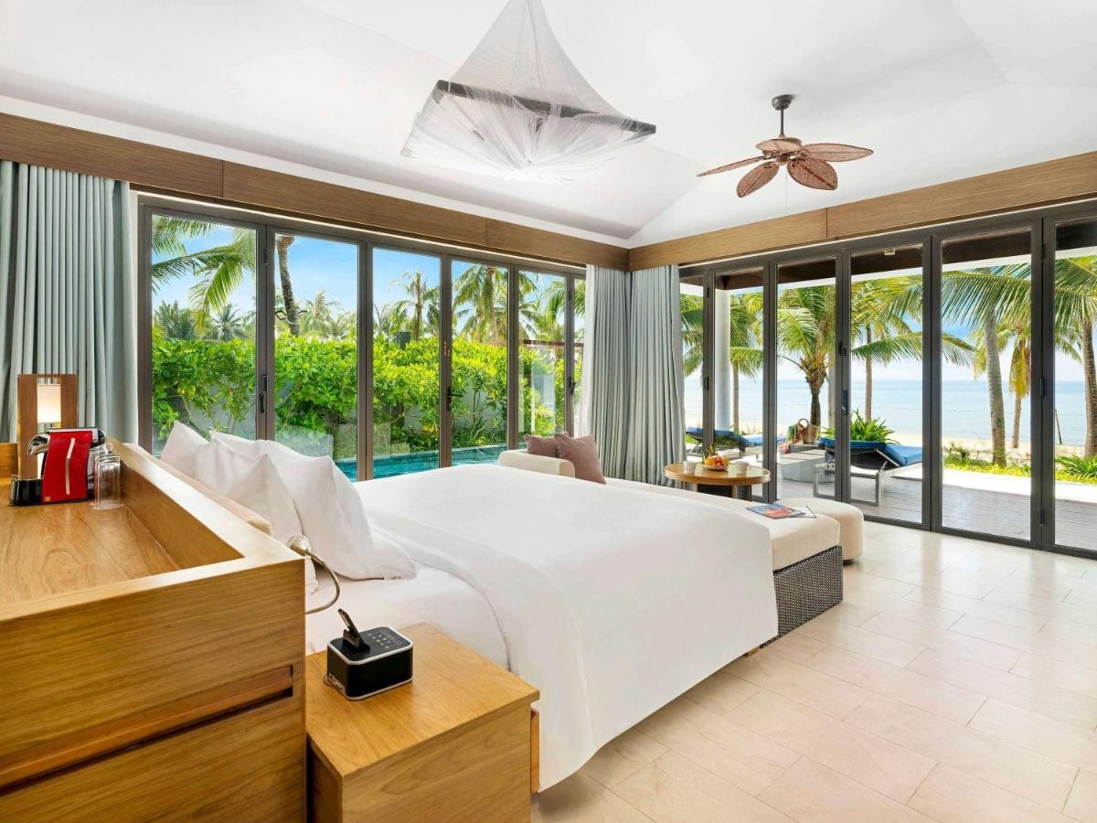 hotel_img