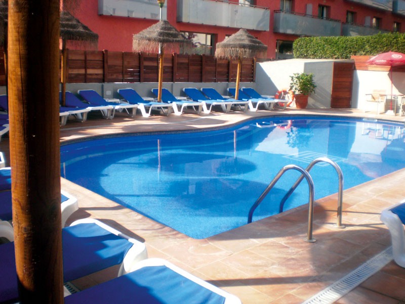 hotel_img