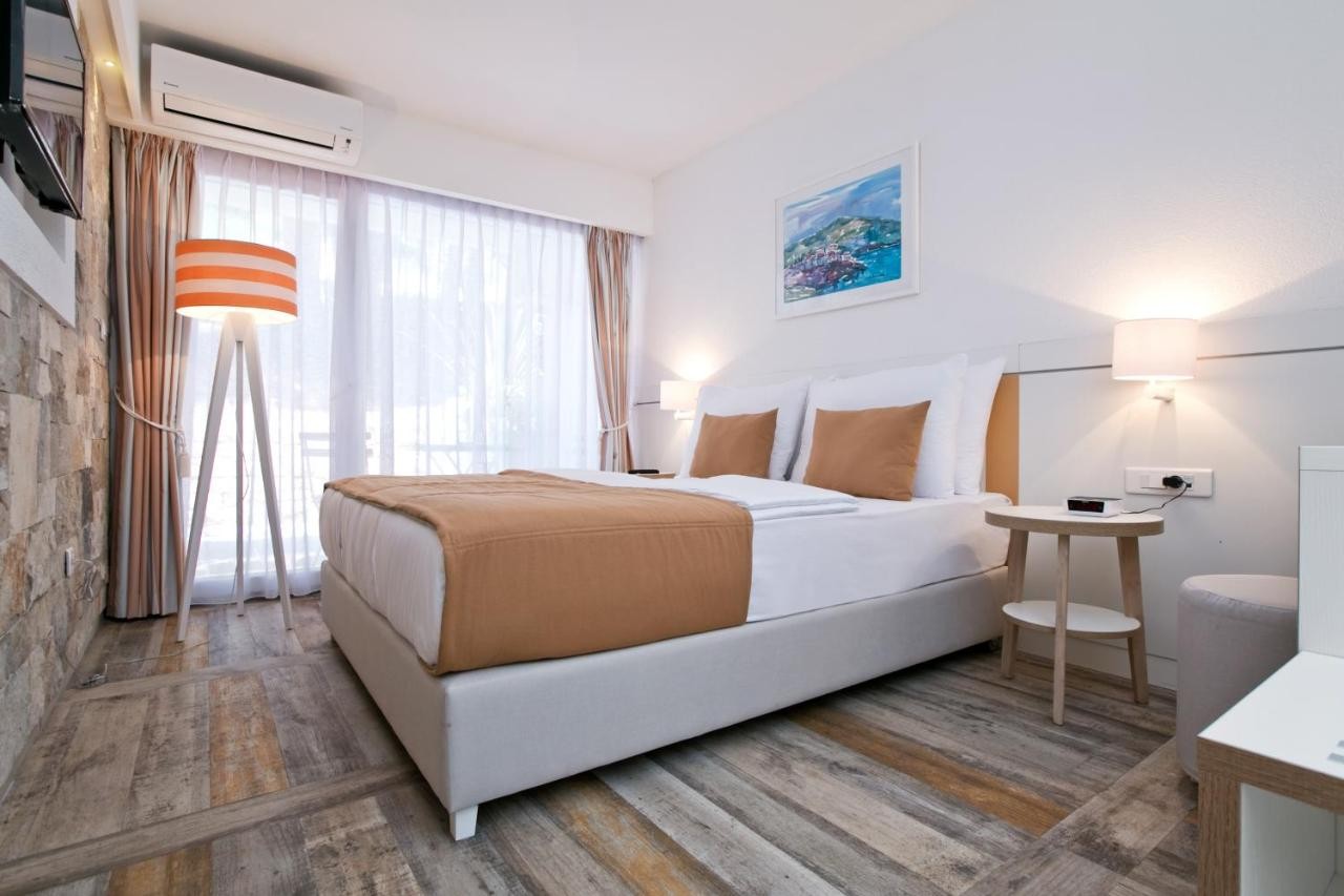 hotel_img