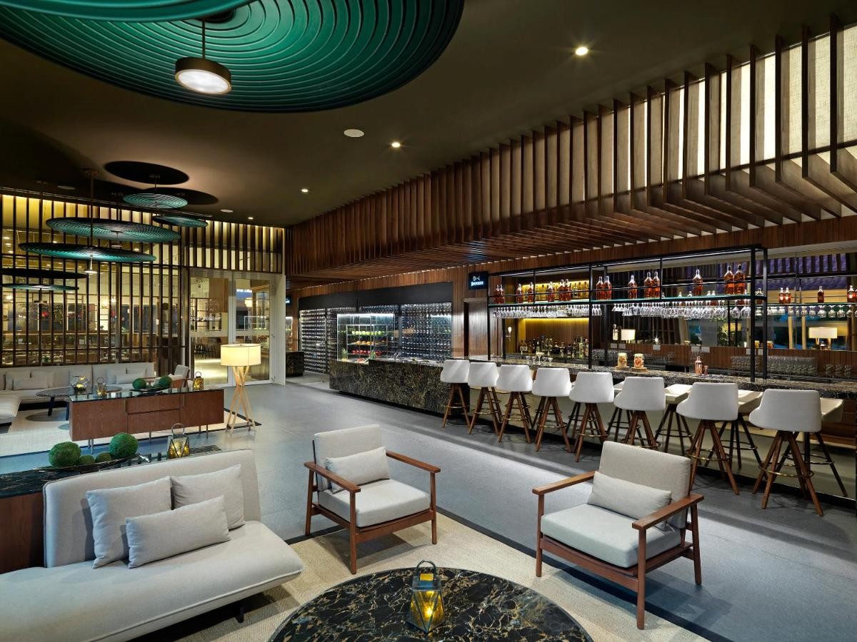hotel_img