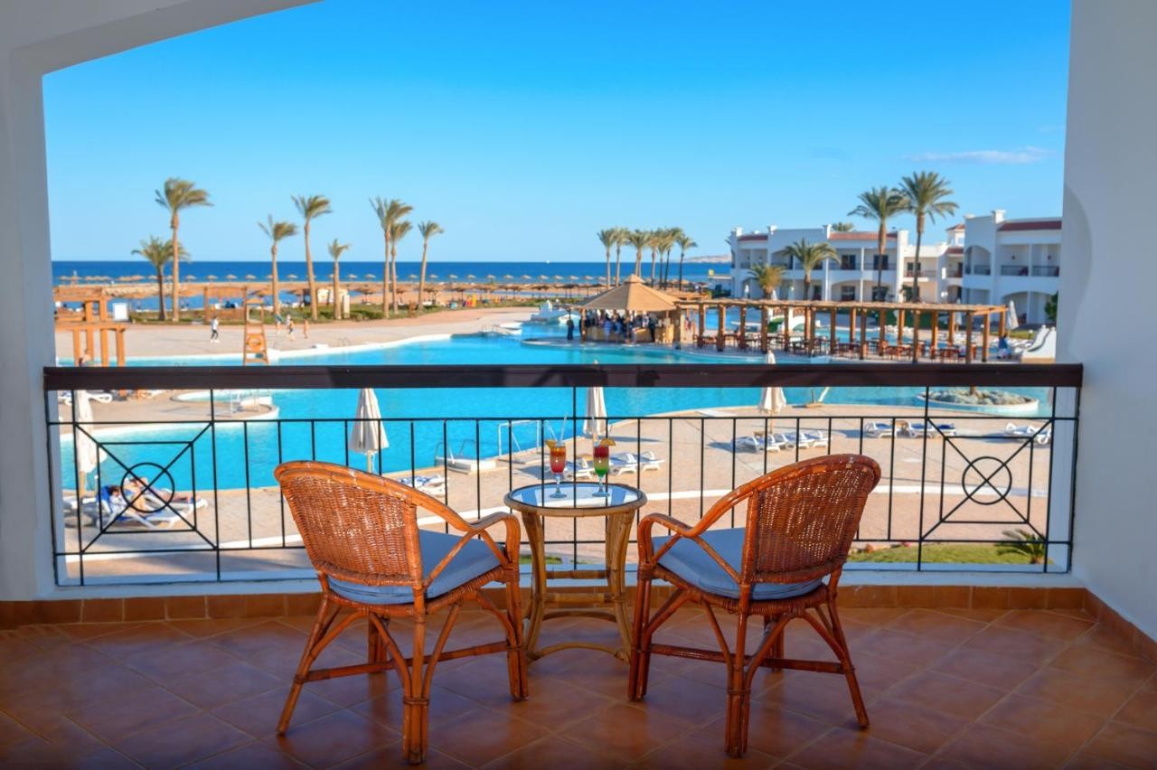 hotel_img
