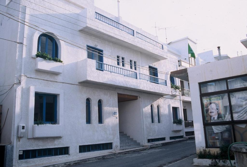 hotel_img
