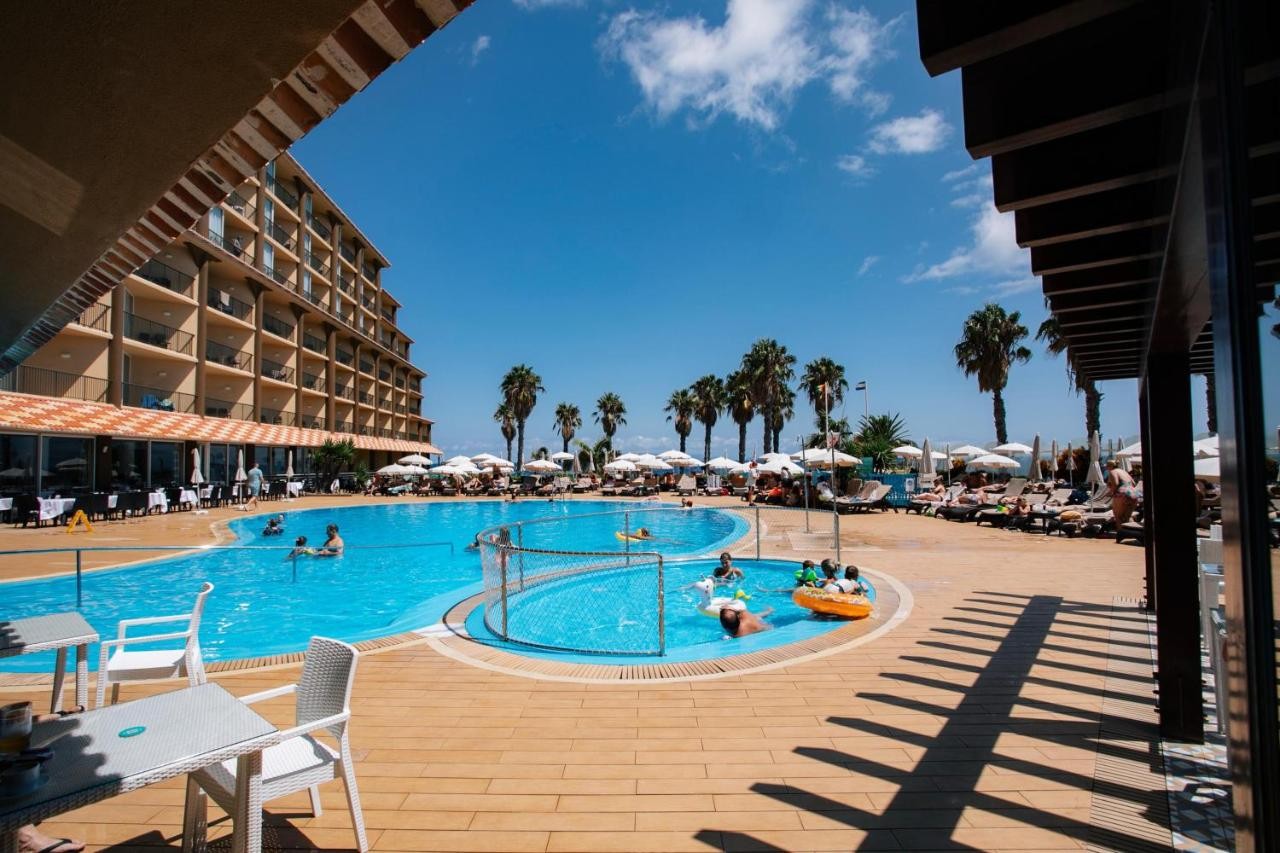 hotel_img