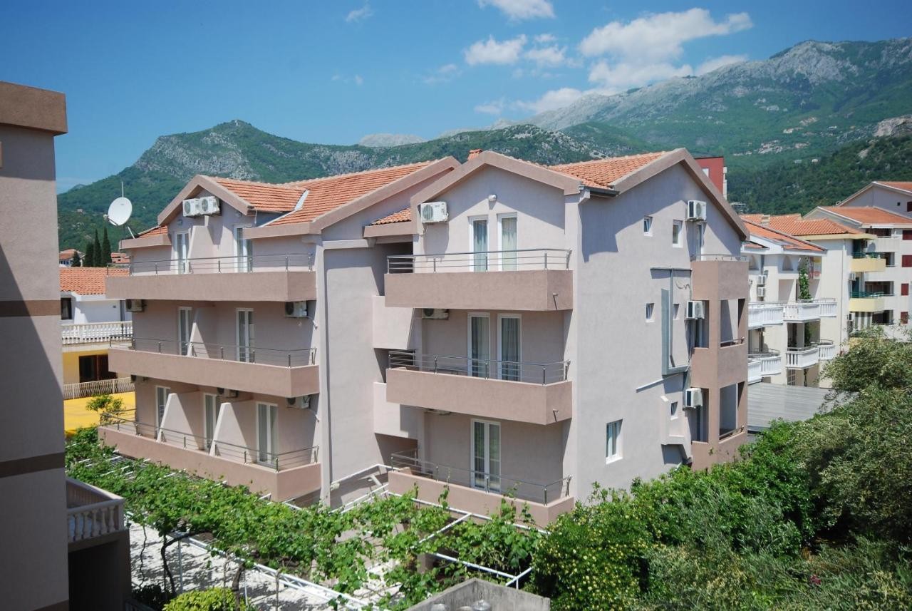 hotel_img