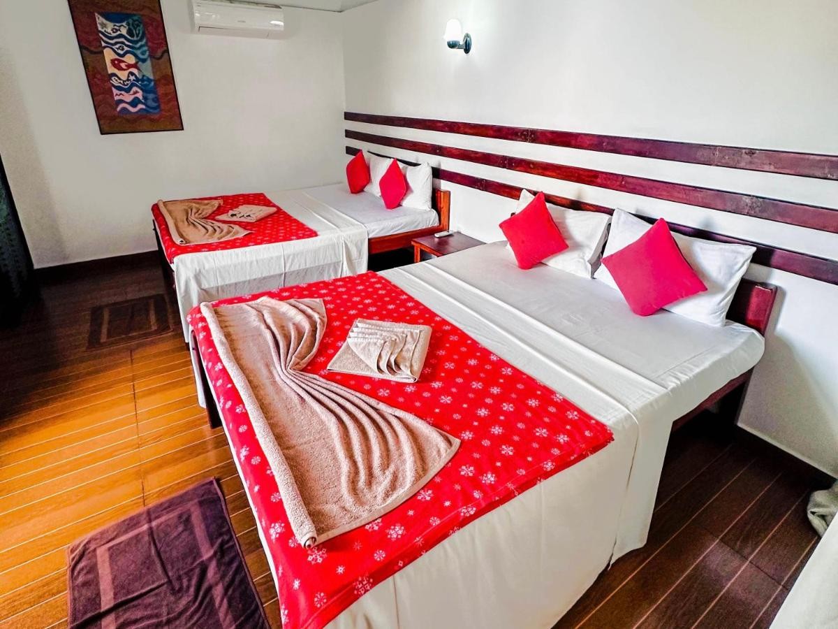 hotel_img