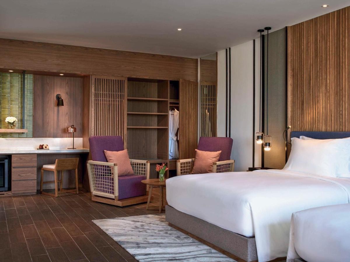 hotel_img