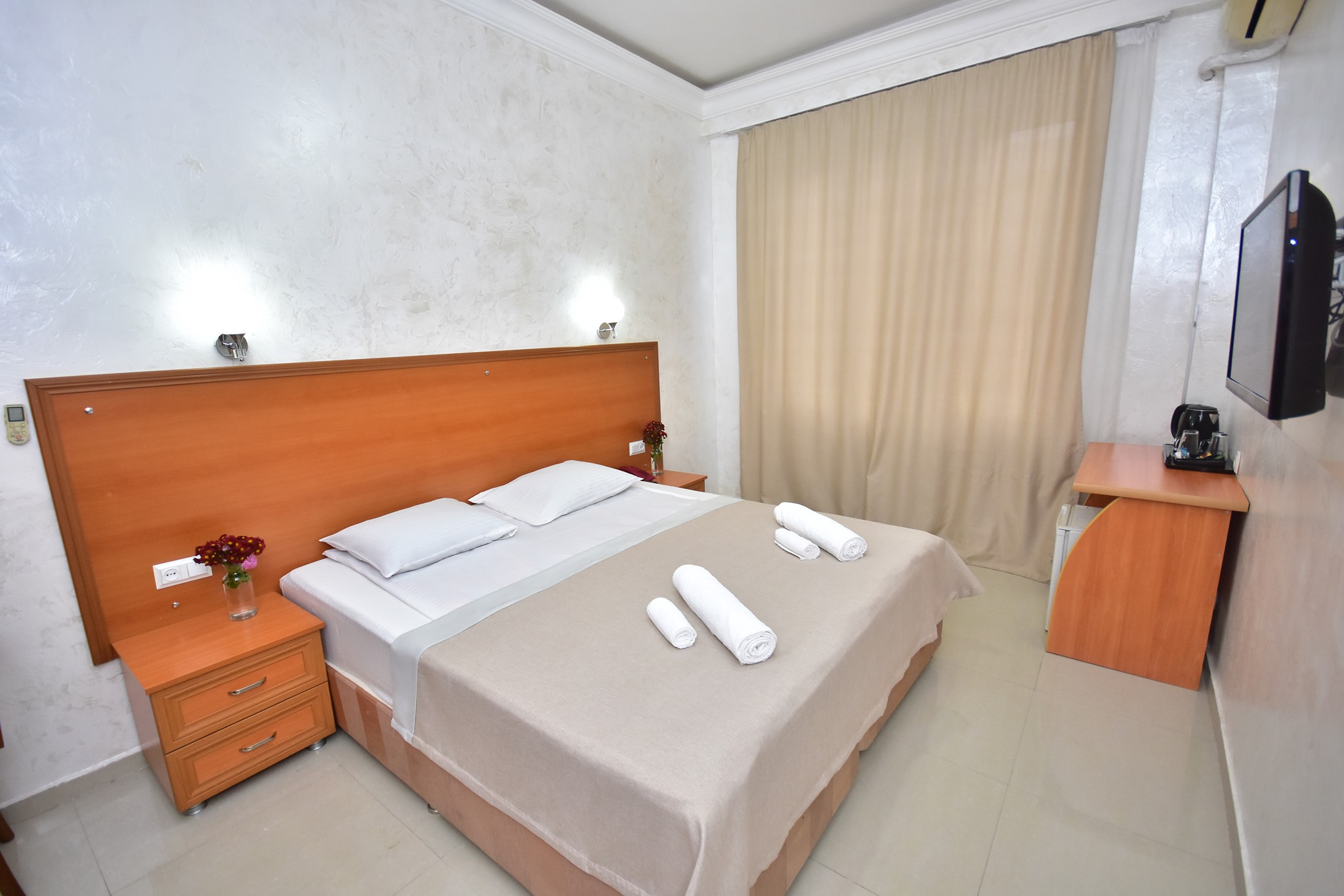 hotel_img