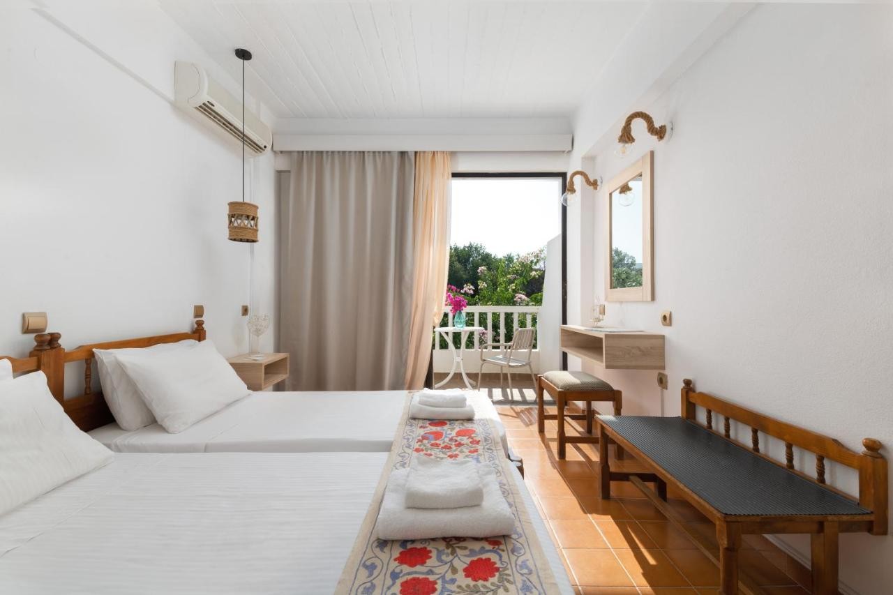 hotel_img
