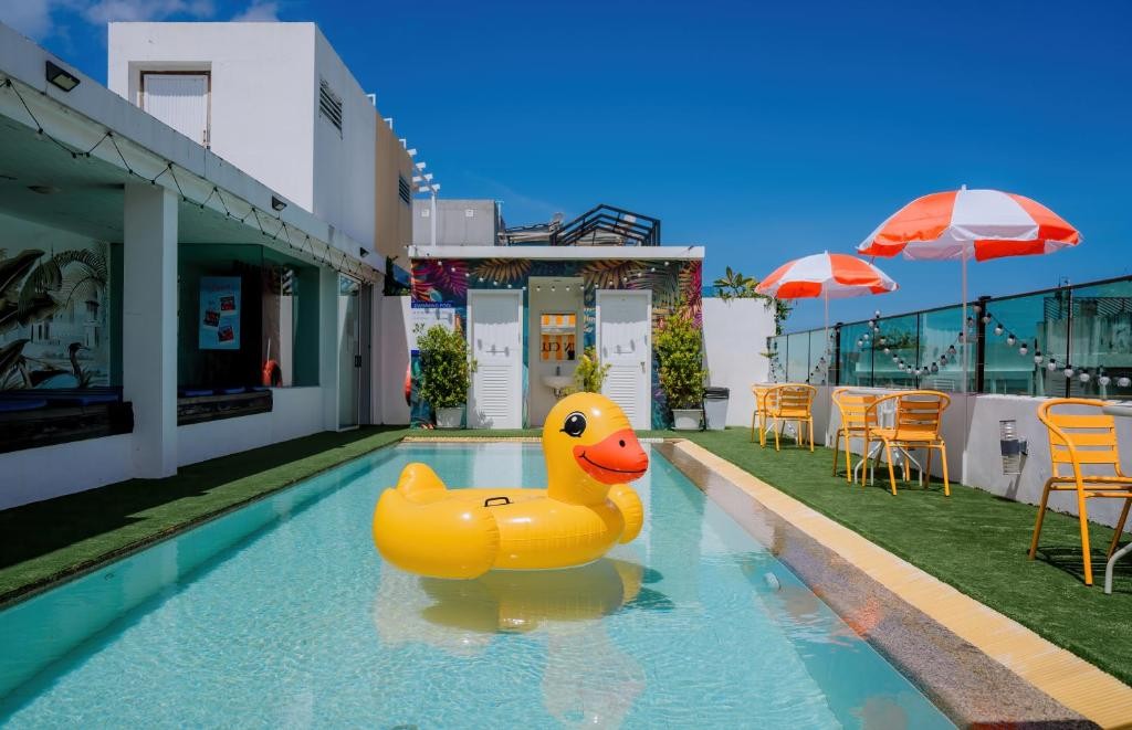 hotel_img