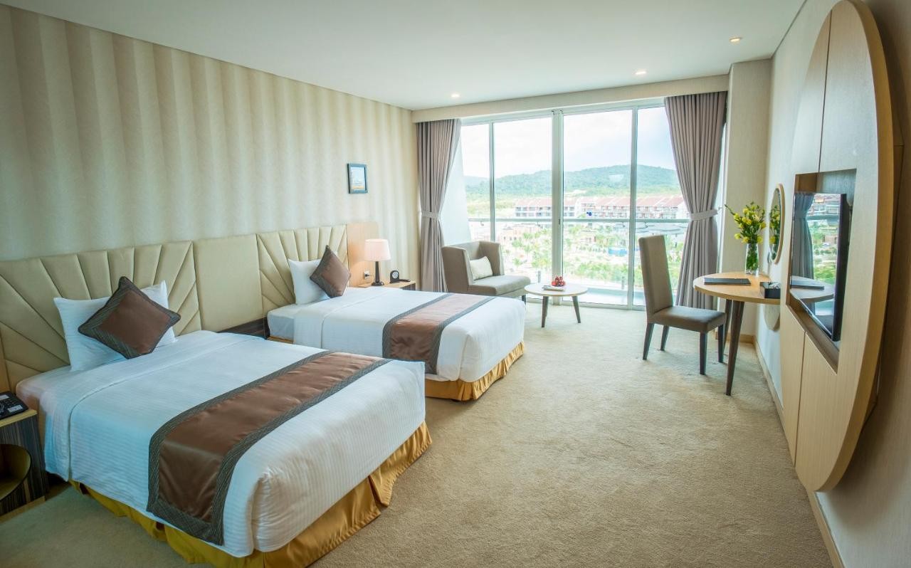 hotel_img