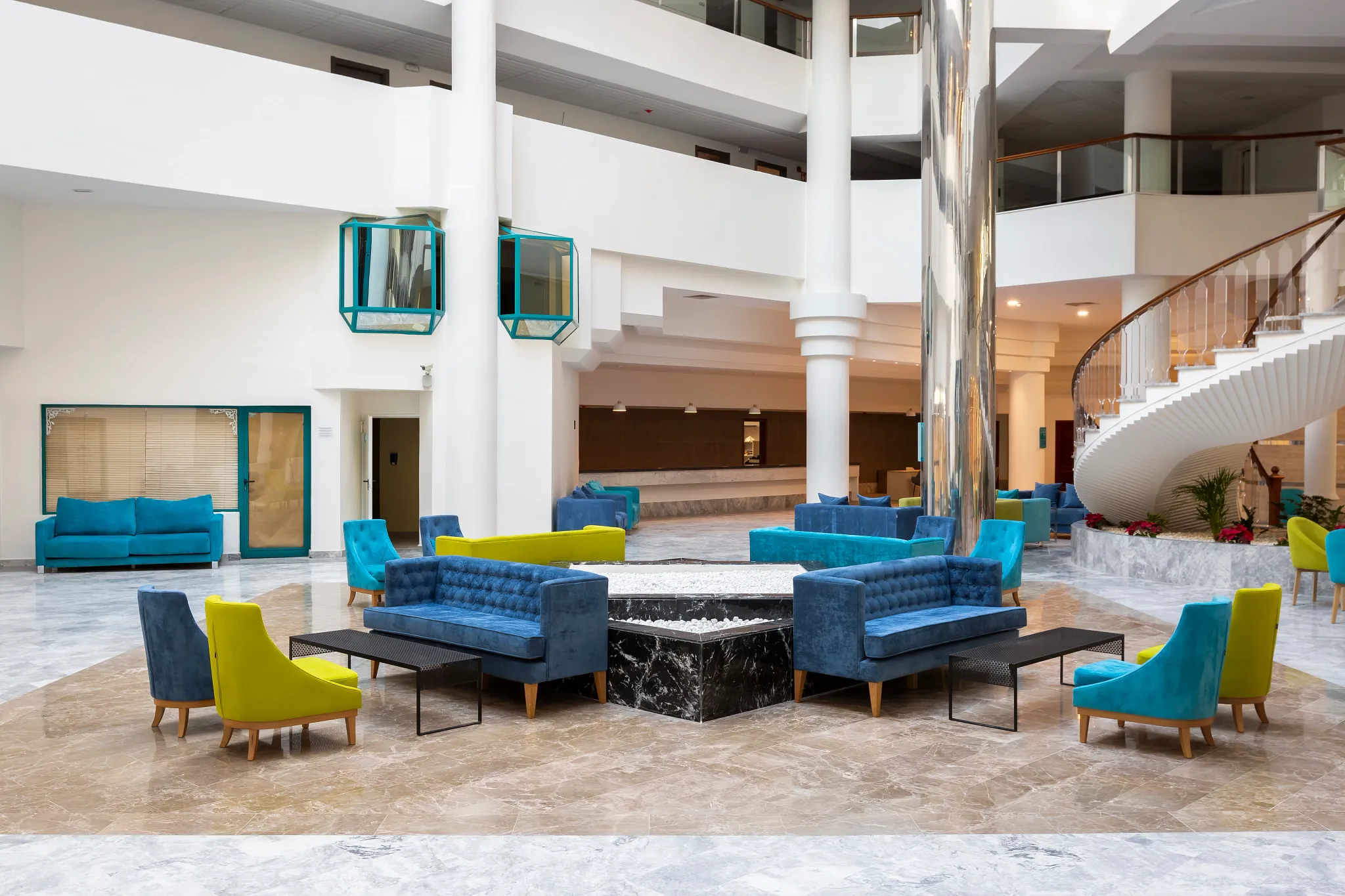 hotel_img