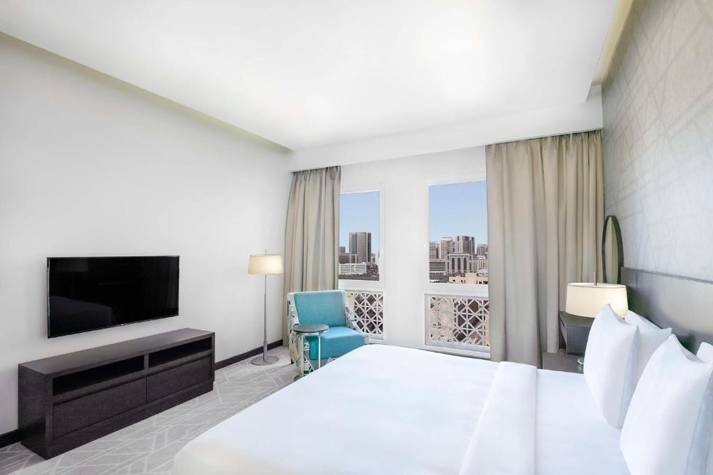 hotel_img
