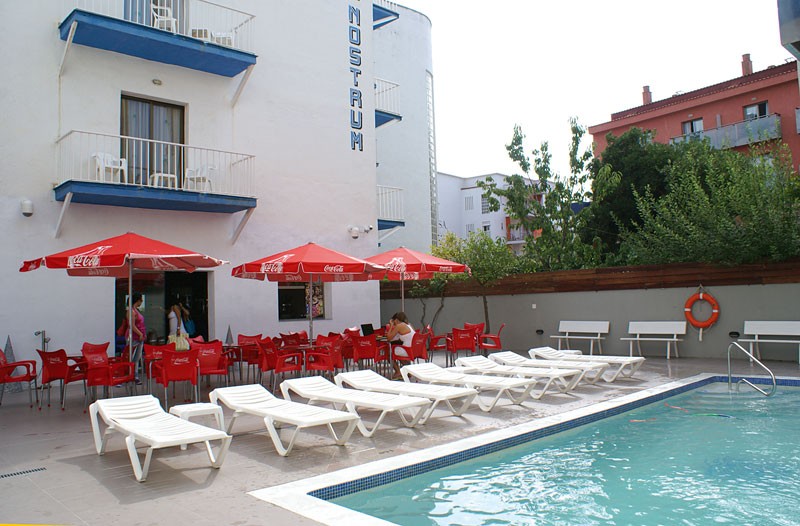 hotel_img