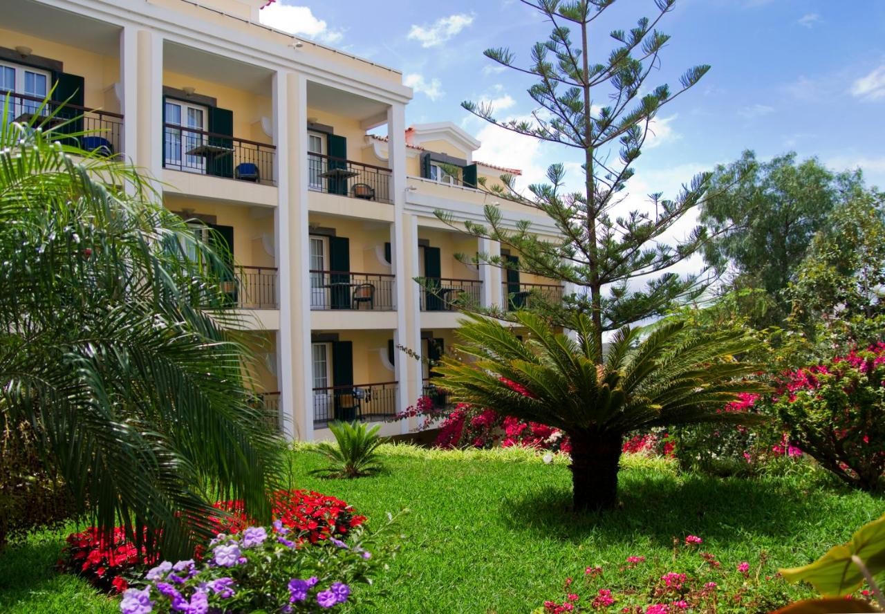 hotel_img