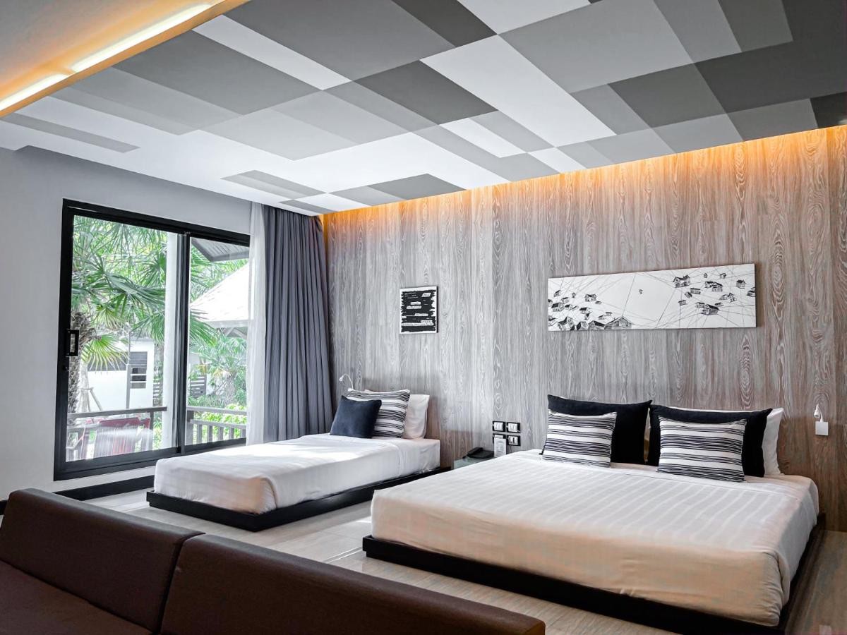 hotel_img