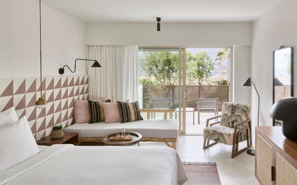 hotel_img