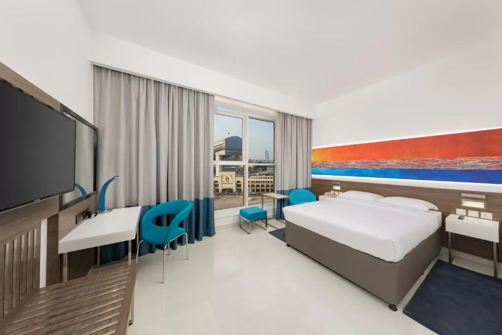hotel_img