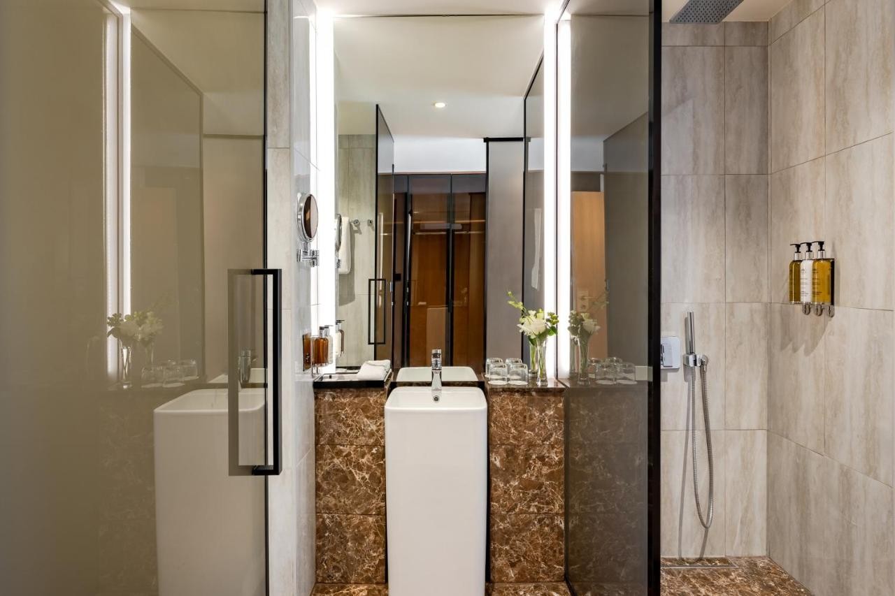 hotel_img