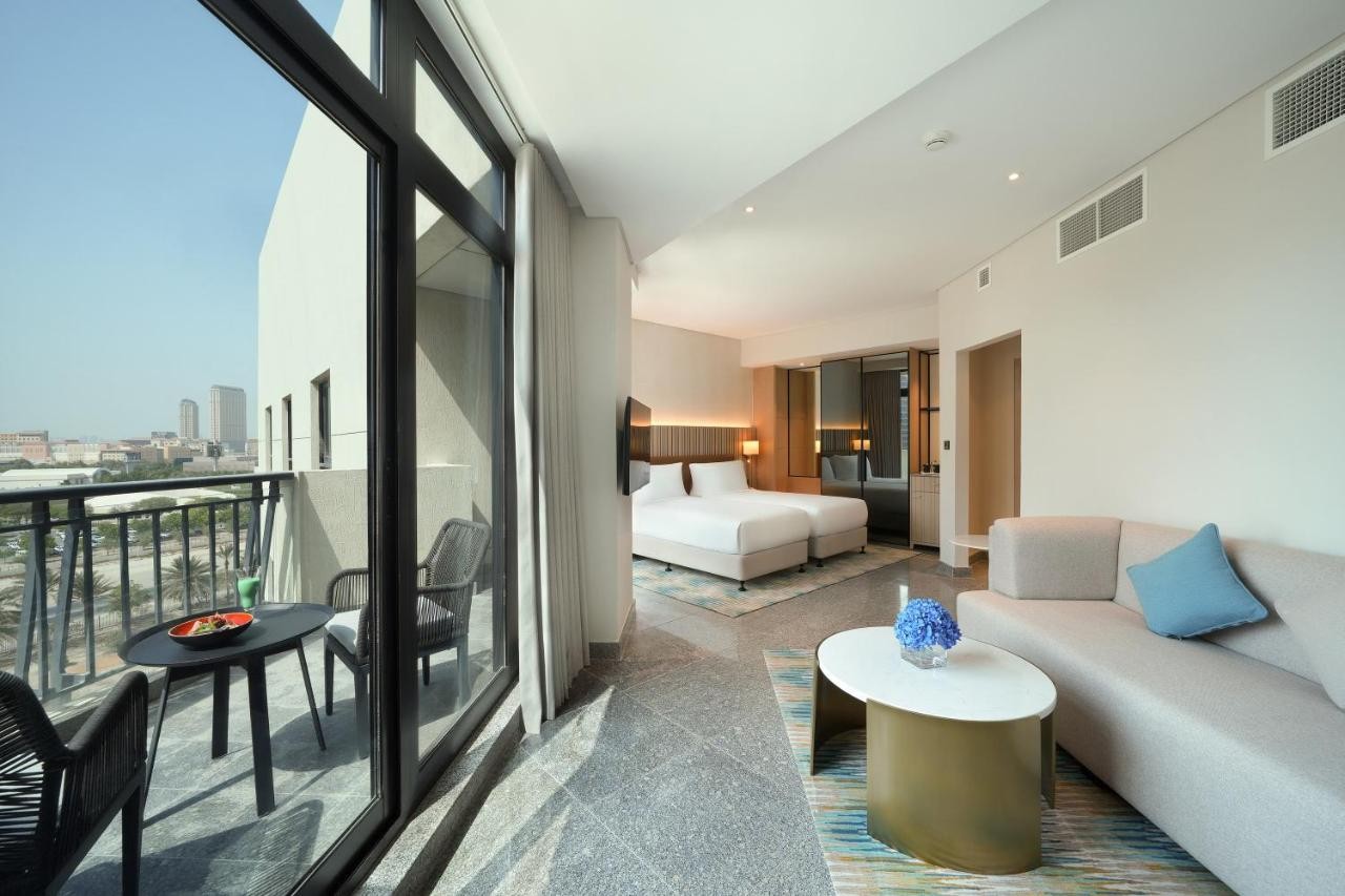 hotel_img