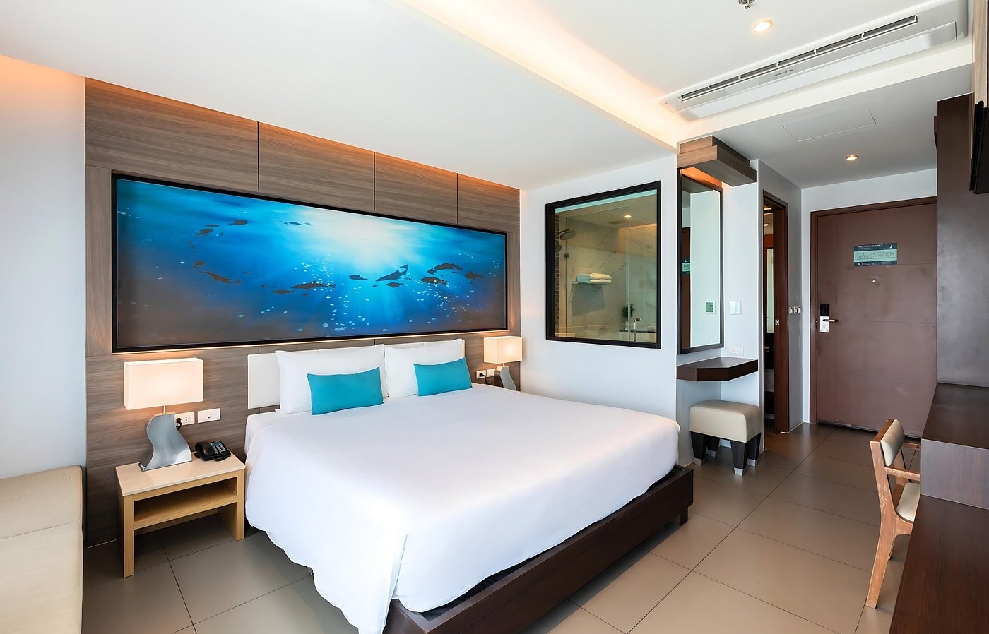 hotel_img