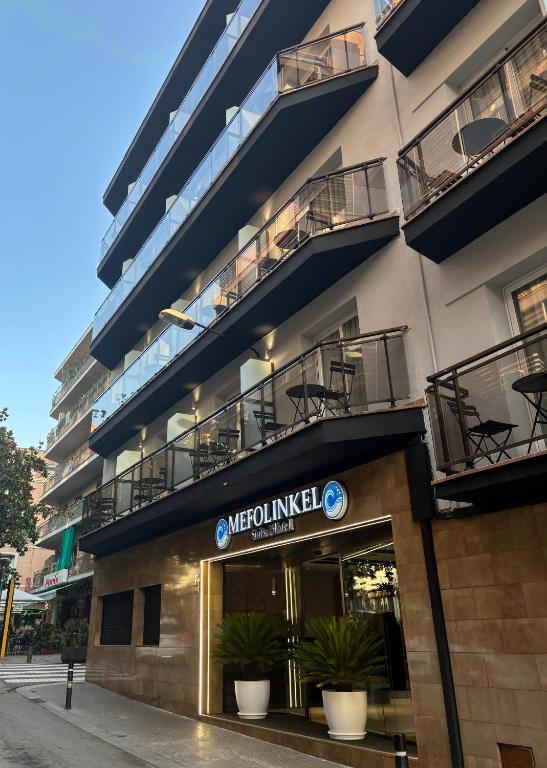 hotel_img