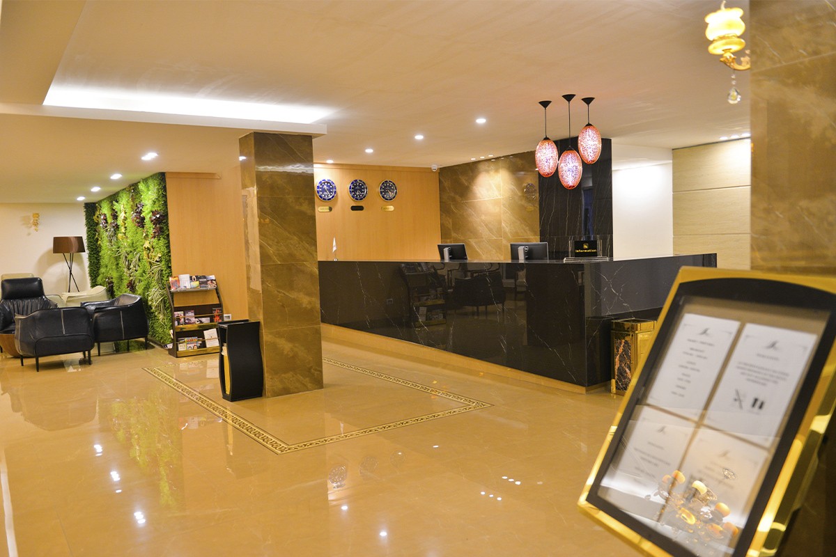 hotel_img