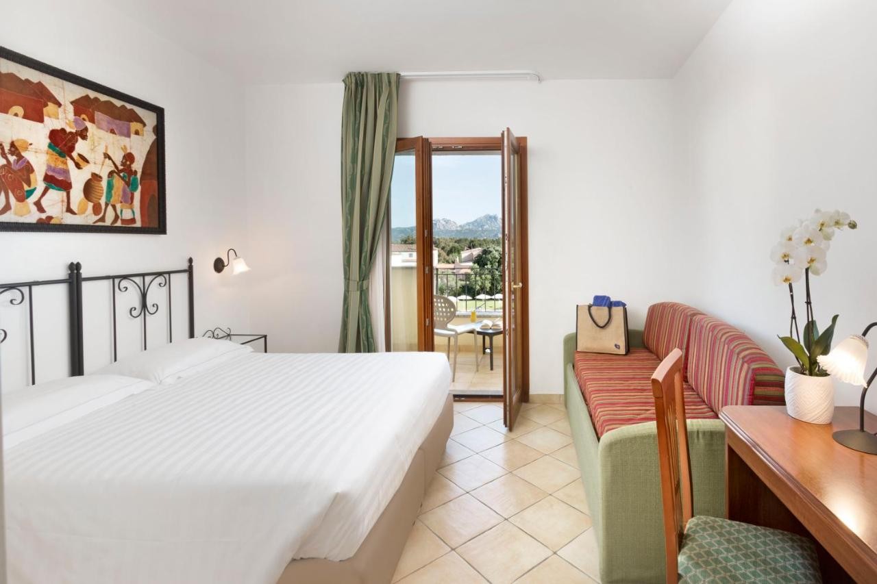hotel_img