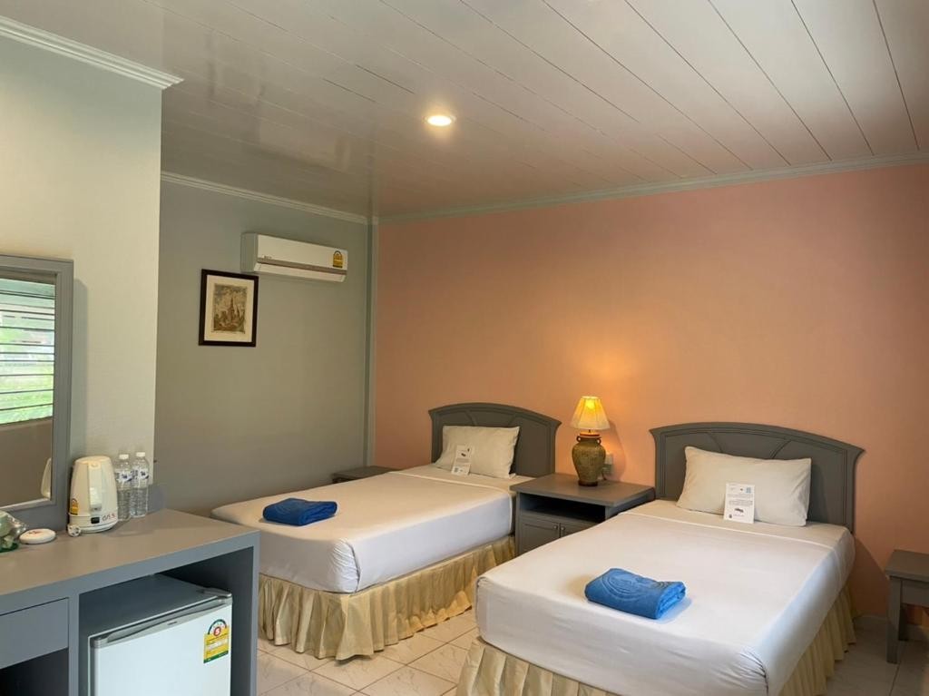 hotel_img