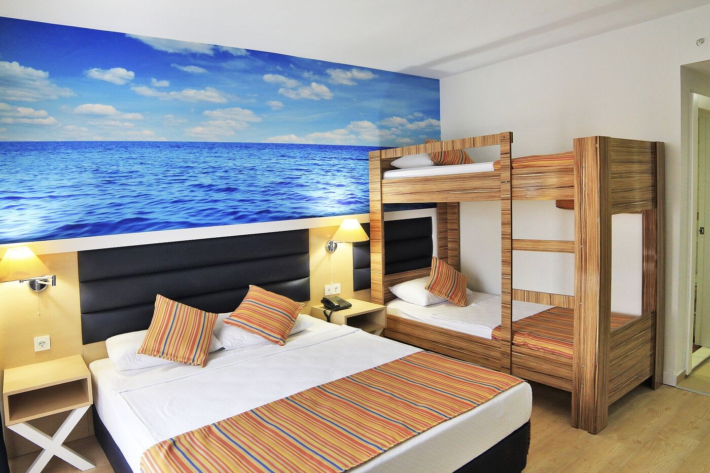 hotel_img