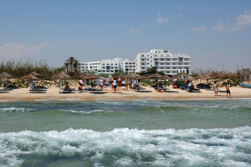 hotel_img