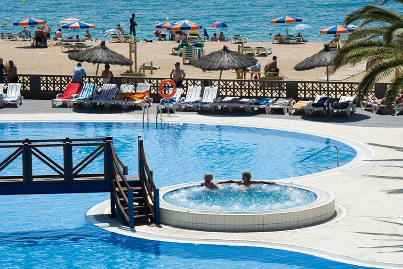 hotel_img