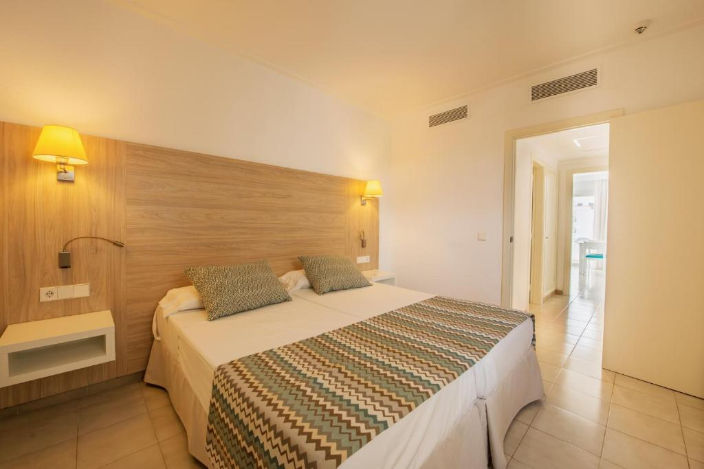hotel_img