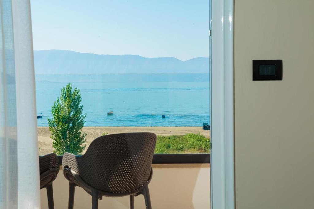 hotel_img