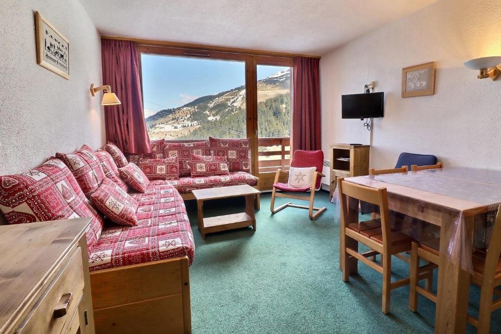 hotel_img
