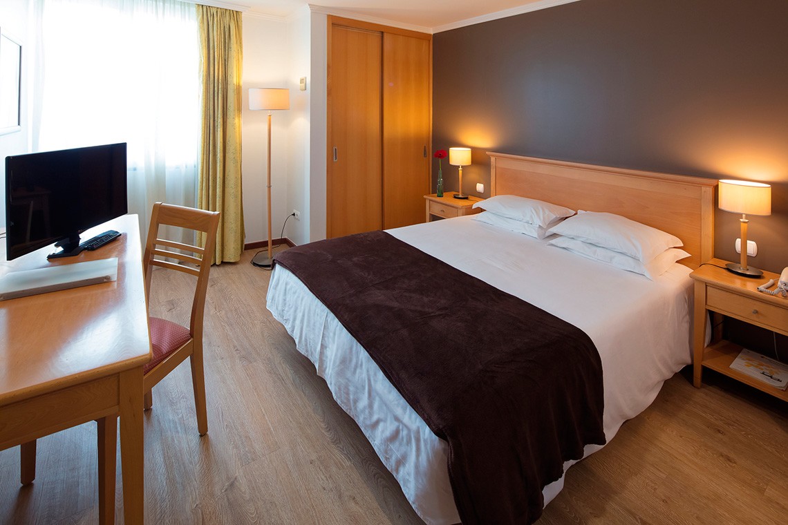hotel_img