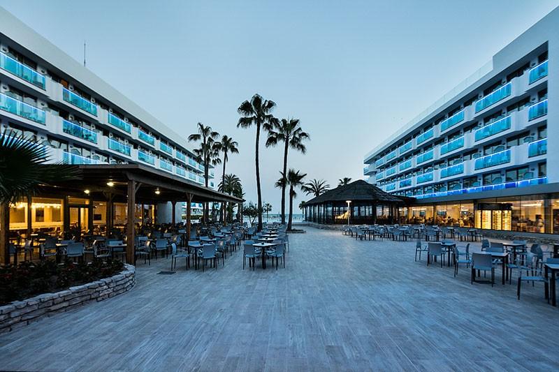 hotel_img