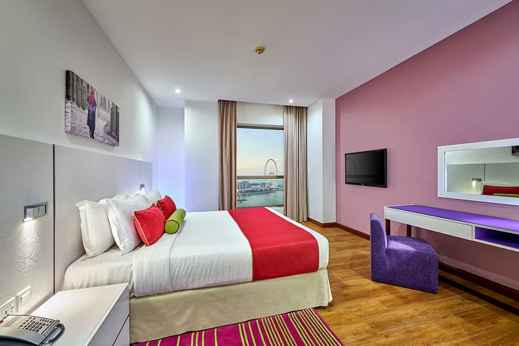 hotel_img