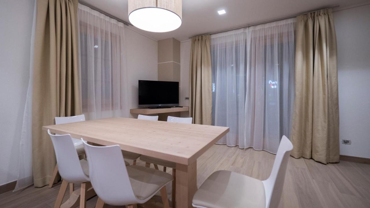 hotel_img