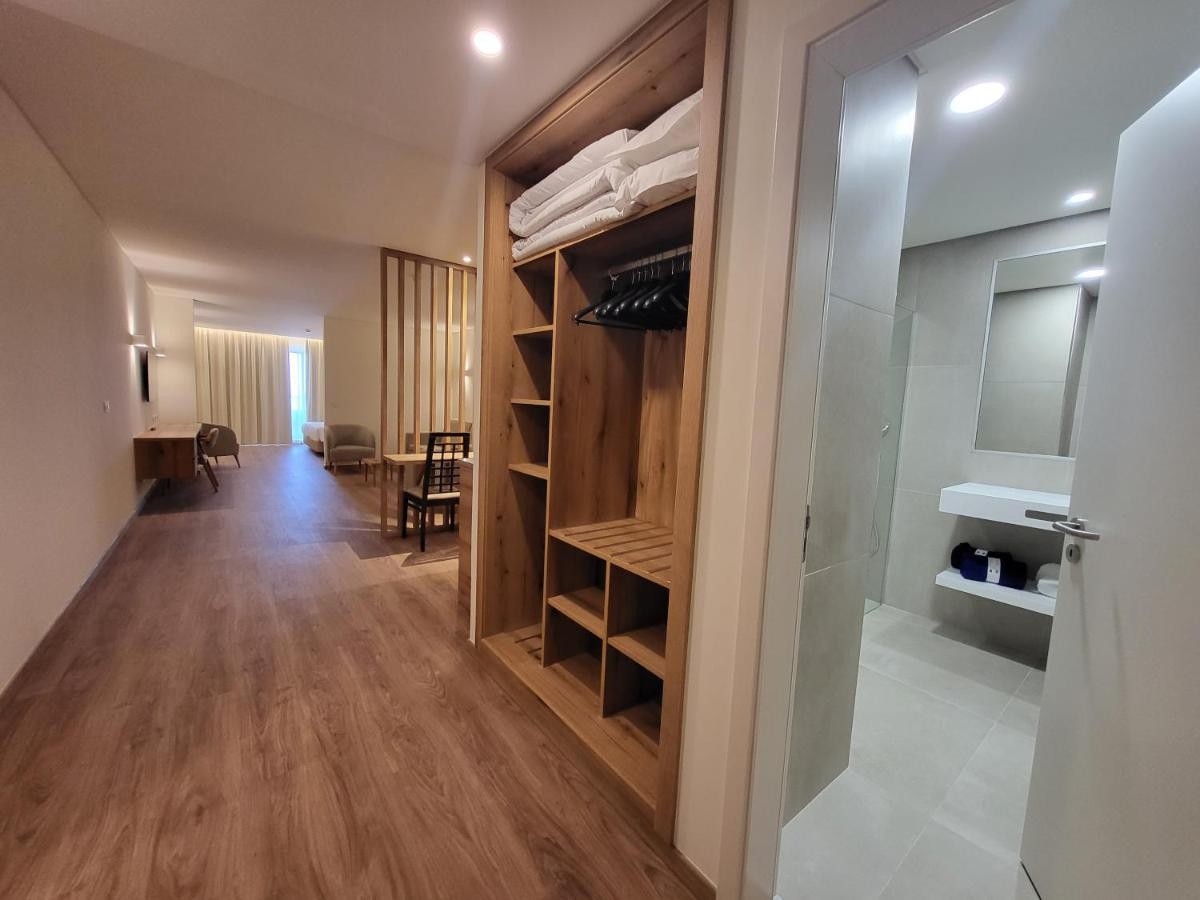 hotel_img